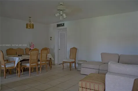 5300 Washington Street Hollywood FL 33021