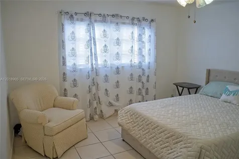 5300 Washington Street Hollywood FL 33021