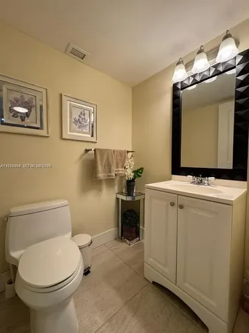 3800 S Ocean Drive Hollywood FL 33019