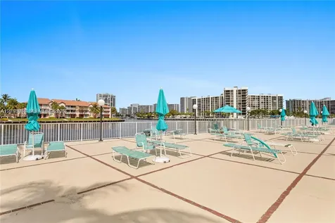 3800 S Ocean Drive Hollywood FL 33019