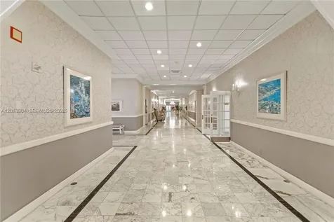 3800 S Ocean Drive Hollywood FL 33019