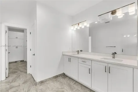 582 Parsons Way Deerfield Beach FL 33442