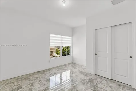 582 Parsons Way Deerfield Beach FL 33442