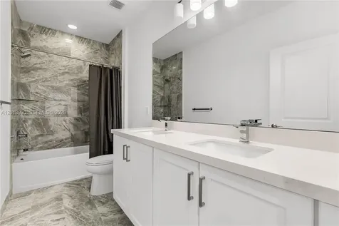 582 Parsons Way Deerfield Beach FL 33442