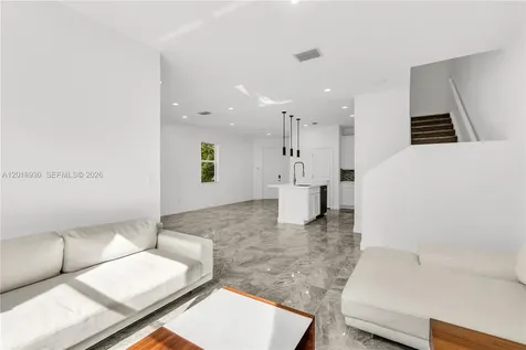582 Parsons Way Deerfield Beach FL 33442