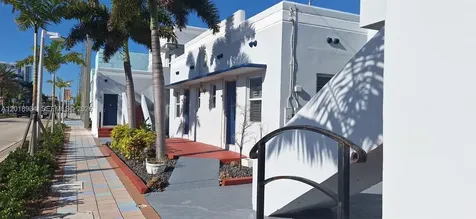 1908 N Ocean Drive Hollywood FL 33019