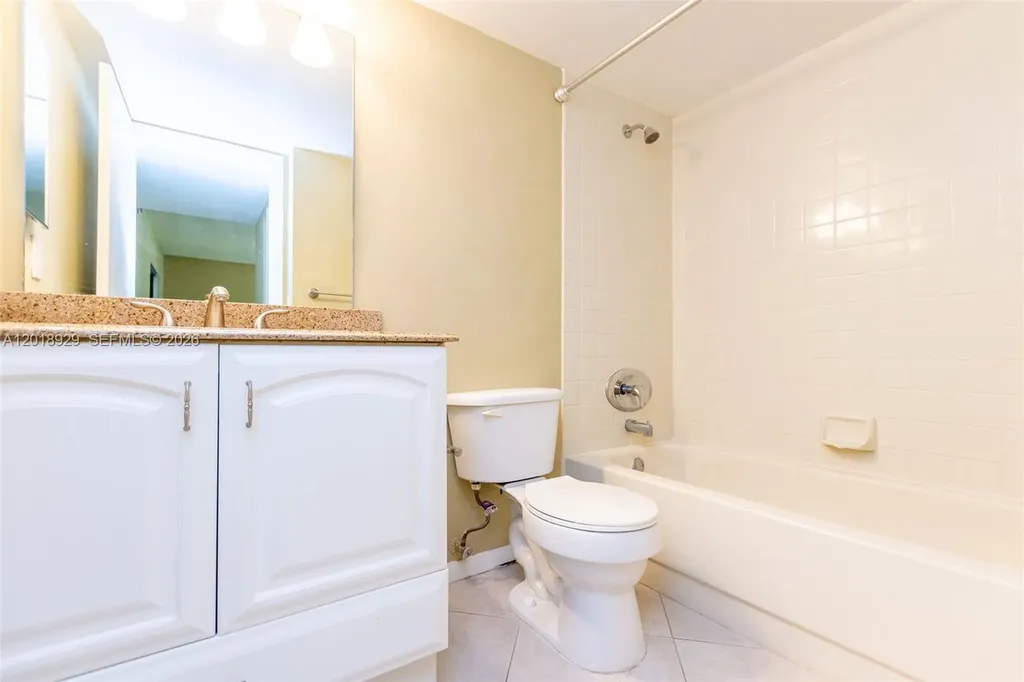 5721 Riverside Drive Coral Springs FL 33067