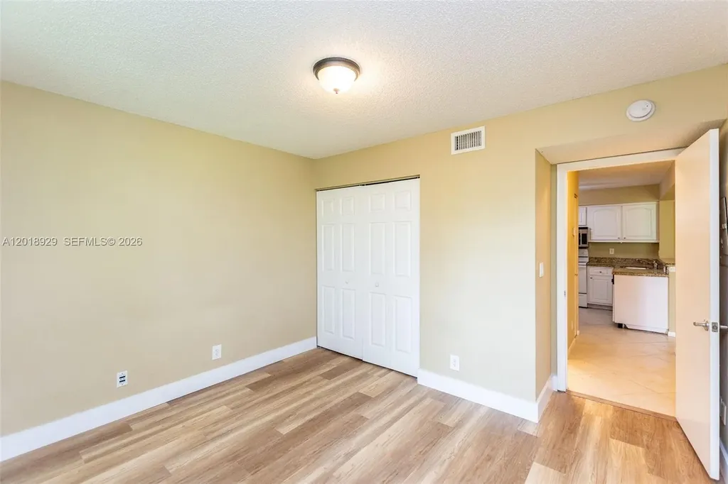 5721 Riverside Drive Coral Springs FL 33067