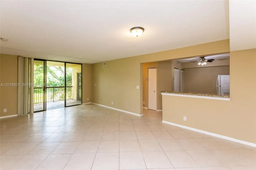 5721 Riverside Drive Coral Springs FL 33067
