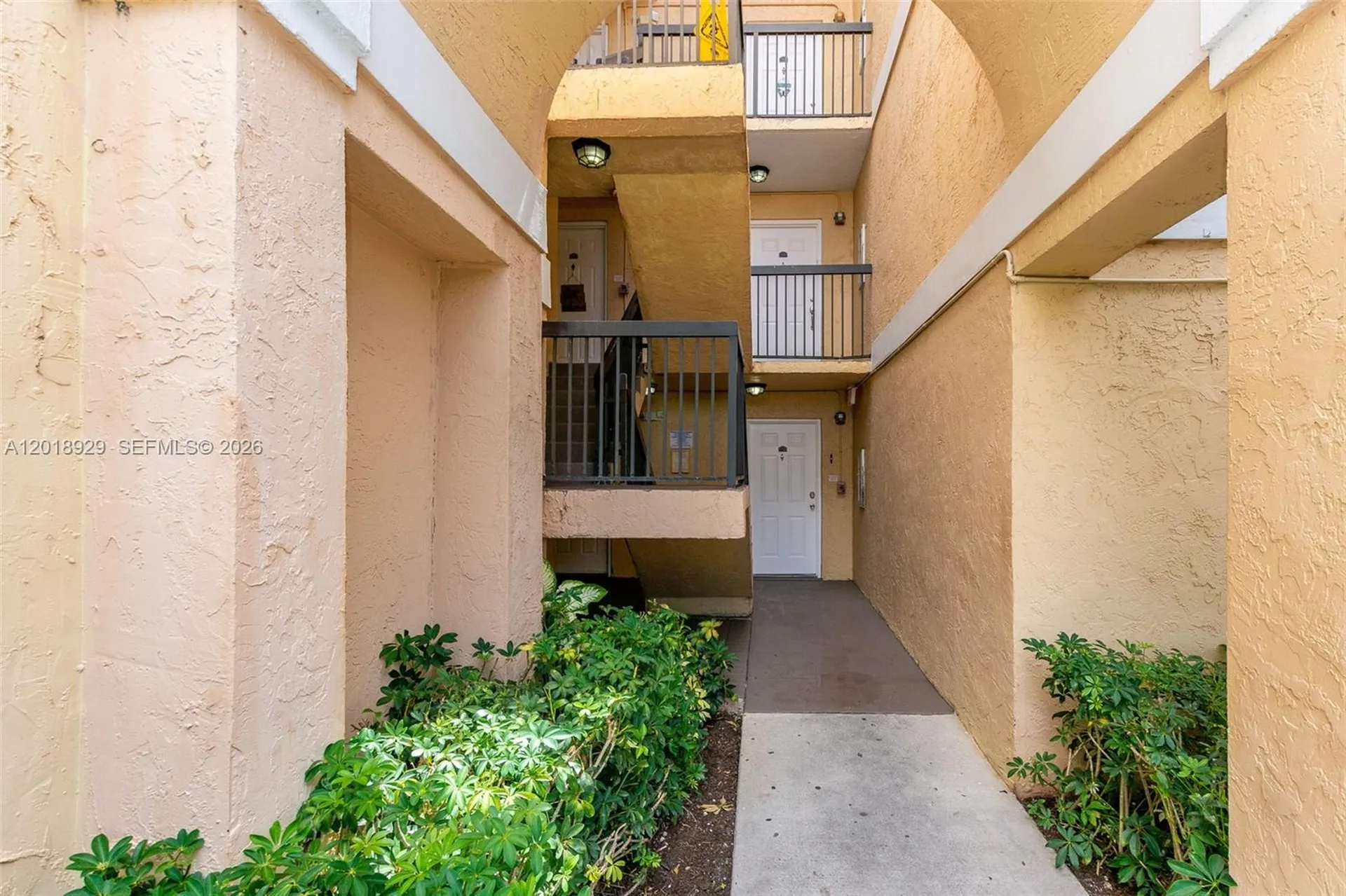 5721 Riverside Drive Coral Springs FL 33067