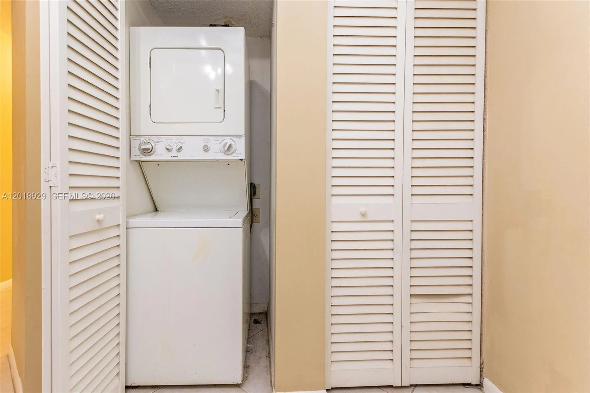 5721 Riverside Drive Coral Springs FL 33067