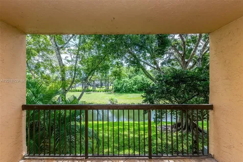 5721 Riverside Drive Coral Springs FL 33067