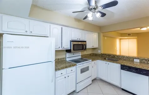 5721 Riverside Drive Coral Springs FL 33067