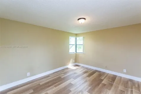 5721 Riverside Drive Coral Springs FL 33067