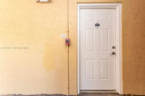 5721 Riverside Drive Coral Springs FL 33067