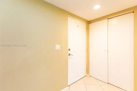 5721 Riverside Drive Coral Springs FL 33067