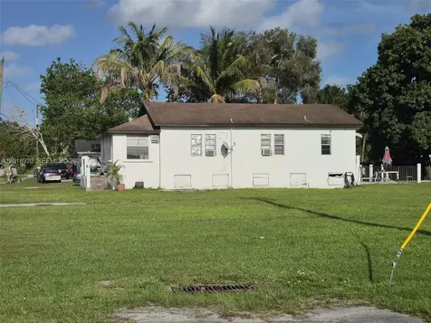1880 NW 111th Street Miami FL 33167