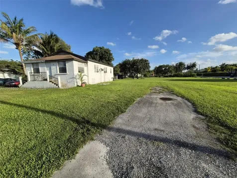 1880 NW 111th Street Miami FL 33167