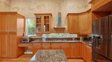 5960 NW 79th Way Parkland FL 33067