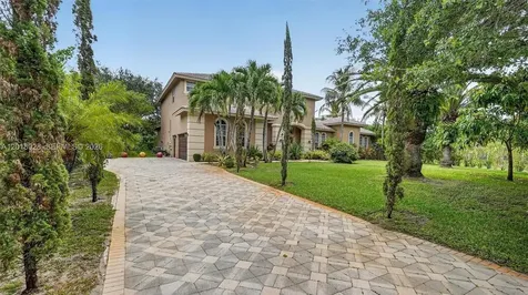 5960 NW 79th Way Parkland FL 33067