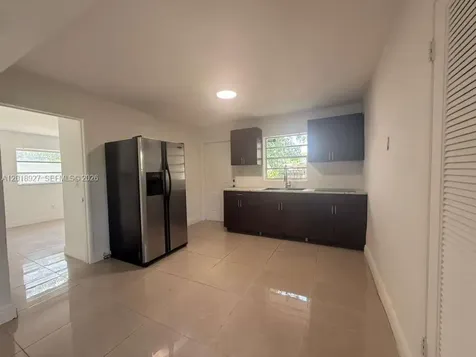435 NW 44th Avenue Miami FL 33126
