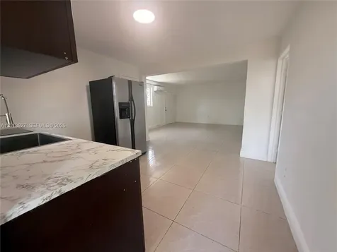 435 NW 44th Avenue Miami FL 33126
