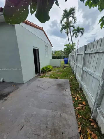 1611 Coral Gate Drive Miami FL 33145