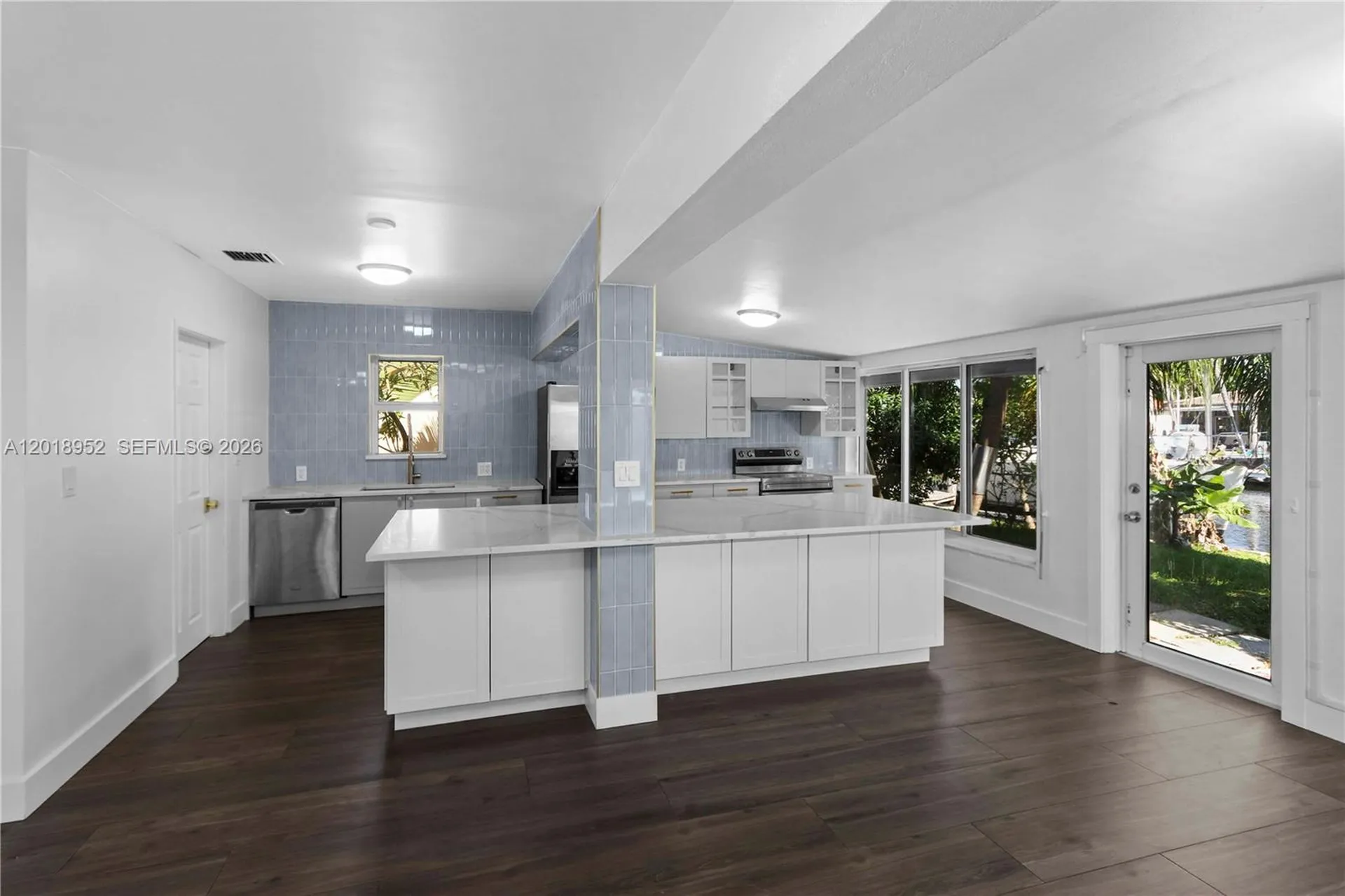 917 Mandarin Isle Fort Lauderdale FL 33315