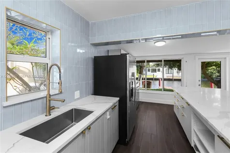 917 Mandarin Isle Fort Lauderdale FL 33315