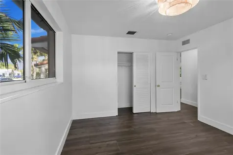 917 Mandarin Isle Fort Lauderdale FL 33315