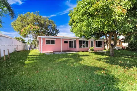 917 Mandarin Isle Fort Lauderdale FL 33315
