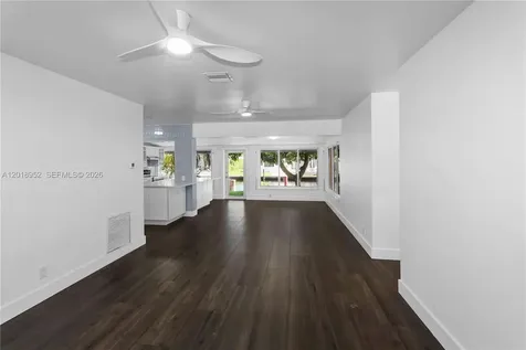 917 Mandarin Isle Fort Lauderdale FL 33315