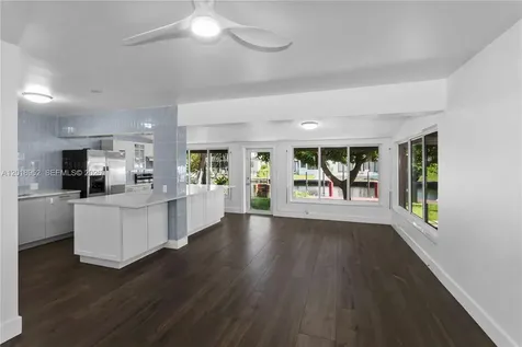 917 Mandarin Isle Fort Lauderdale FL 33315