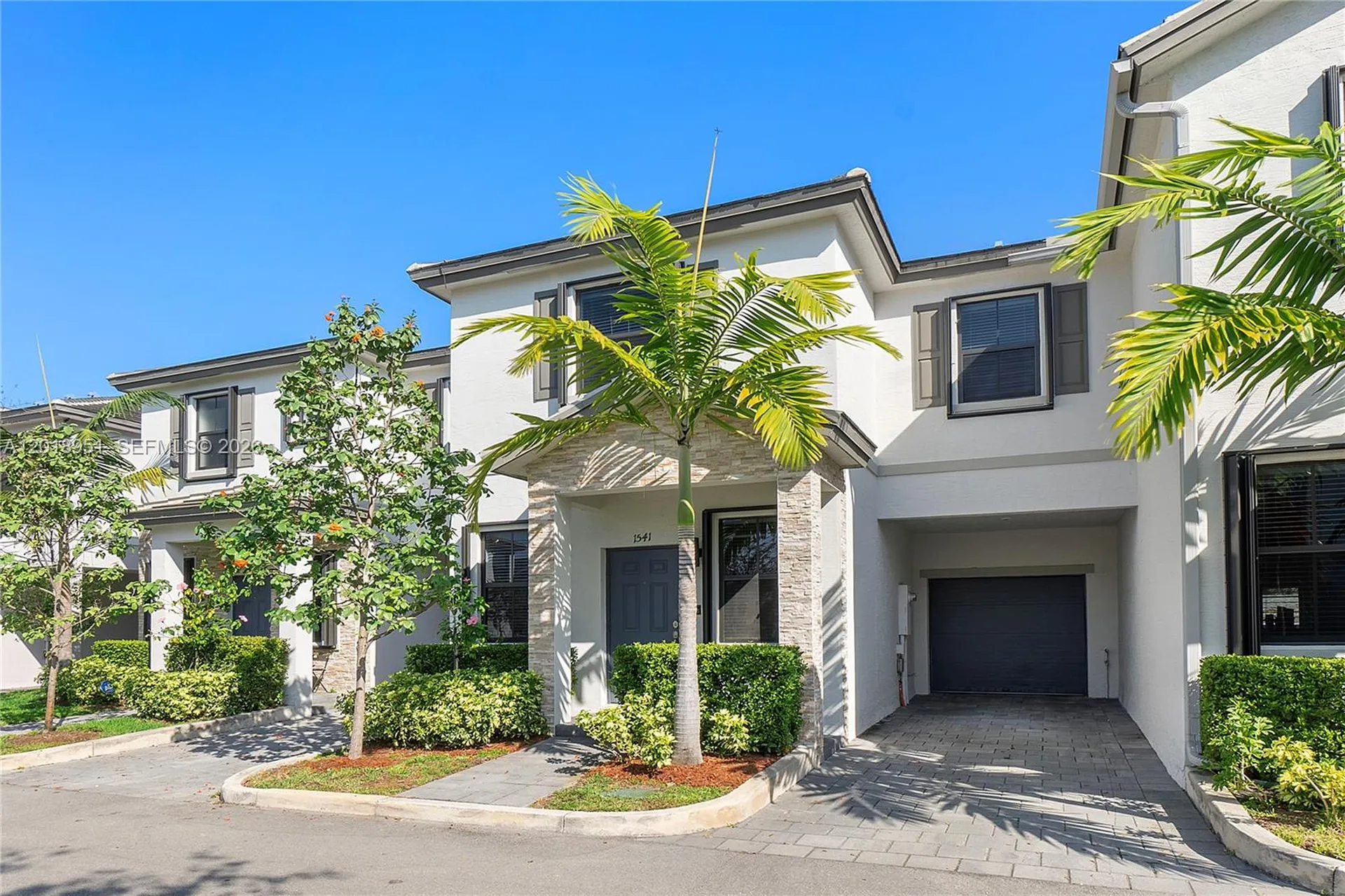 1541 SW 28th Street Fort Lauderdale FL 33315