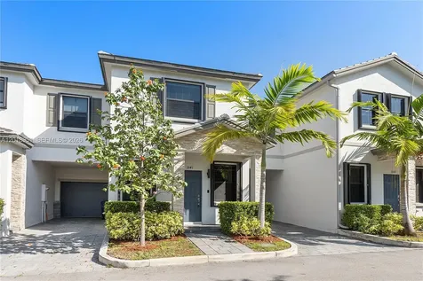 1541 SW 28th Street Fort Lauderdale FL 33315