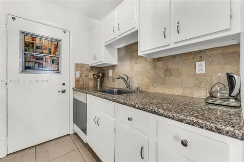 525 Coral Way Coral Gables FL 33134