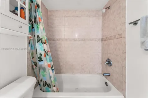 525 Coral Way Coral Gables FL 33134