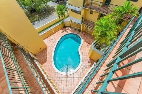 525 Coral Way Coral Gables FL 33134