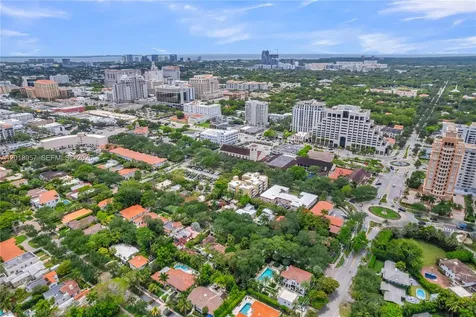 525 Coral Way Coral Gables FL 33134
