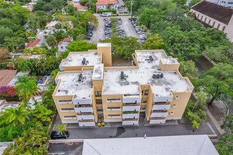 525 Coral Way Coral Gables FL 33134