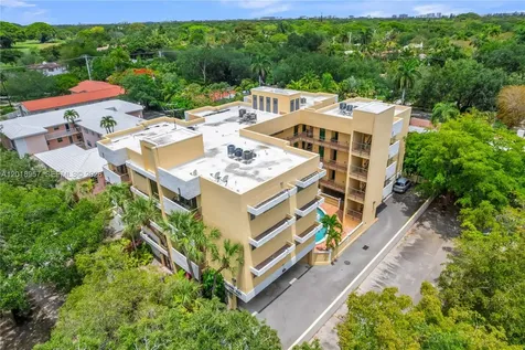 525 Coral Way Coral Gables FL 33134