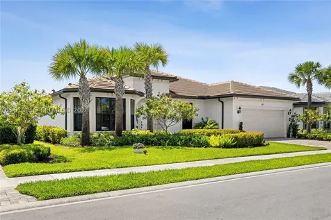 4549 W Pinehurst Trail W Oakland Park FL 33309