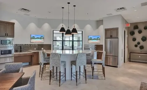 4549 W Pinehurst Trail W Oakland Park FL 33309