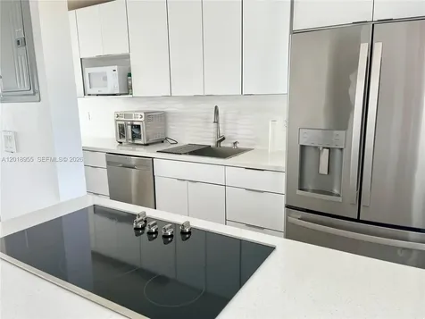 2910 Point East Drive Aventura FL 33160
