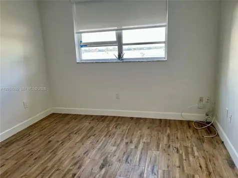 2910 Point East Drive Aventura FL 33160
