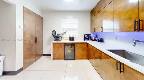 3617 NW 37th Street Lauderdale Lakes FL 33309