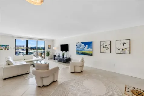 9801 Collins Avenue Bal Harbour FL 33154