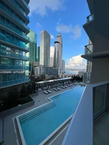 77 SE 5th Street Miami FL 33131