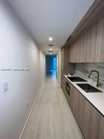 77 SE 5th Street Miami FL 33131