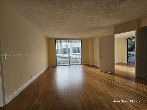 3300 NE 191st Street Aventura FL 33180